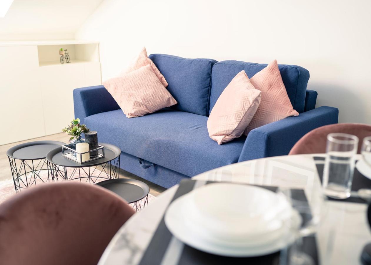 Noble Suite - Living & Work Place Гисен Экстерьер фото